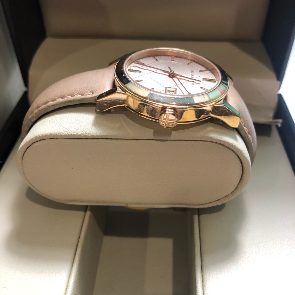 Burberry Watch - Picture 5 of 8